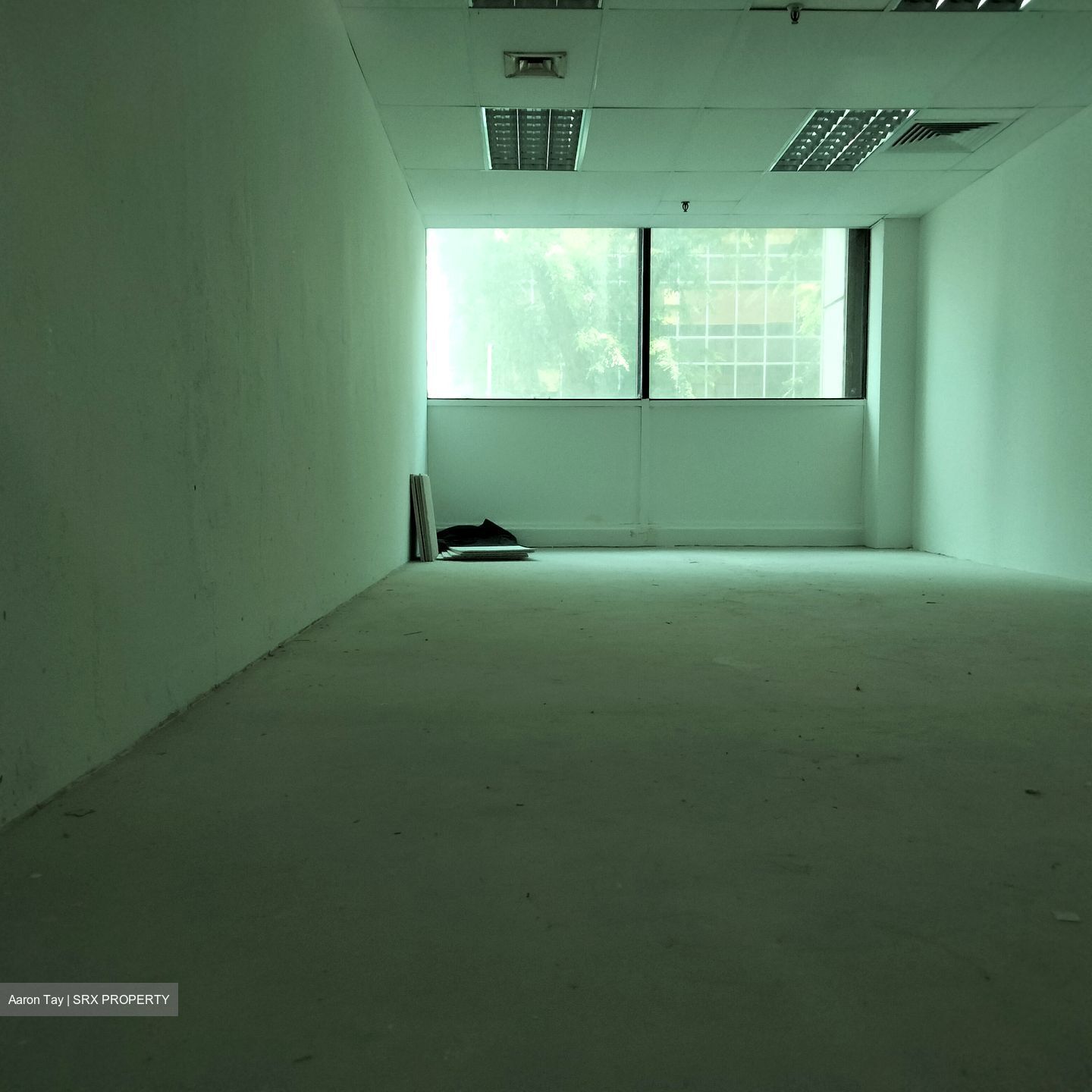 Lucky Plaza (D9), Retail #552887131